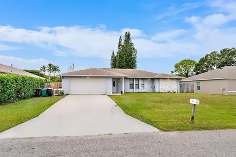 $359,000 | 622 Southwest Hogan Street, Port St. Lucie, FL 34983