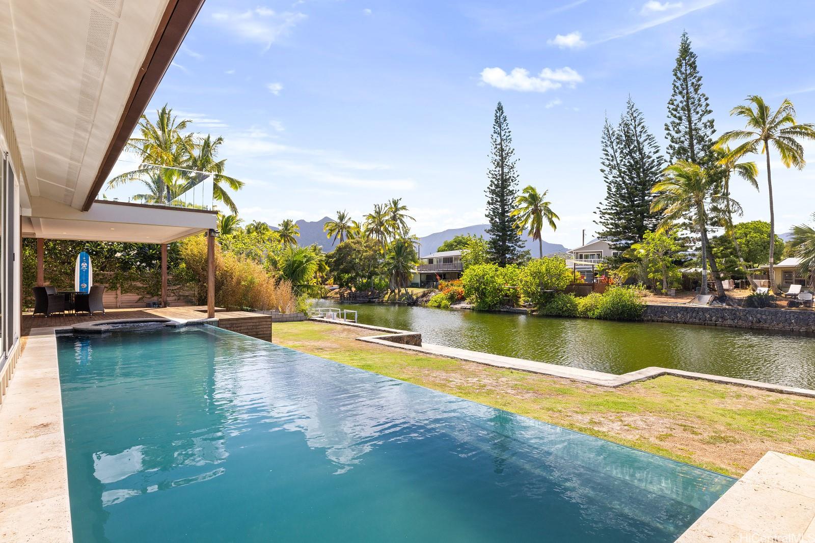 650 Iana Street Kailua, HI 96734 - Photo 16 of 25