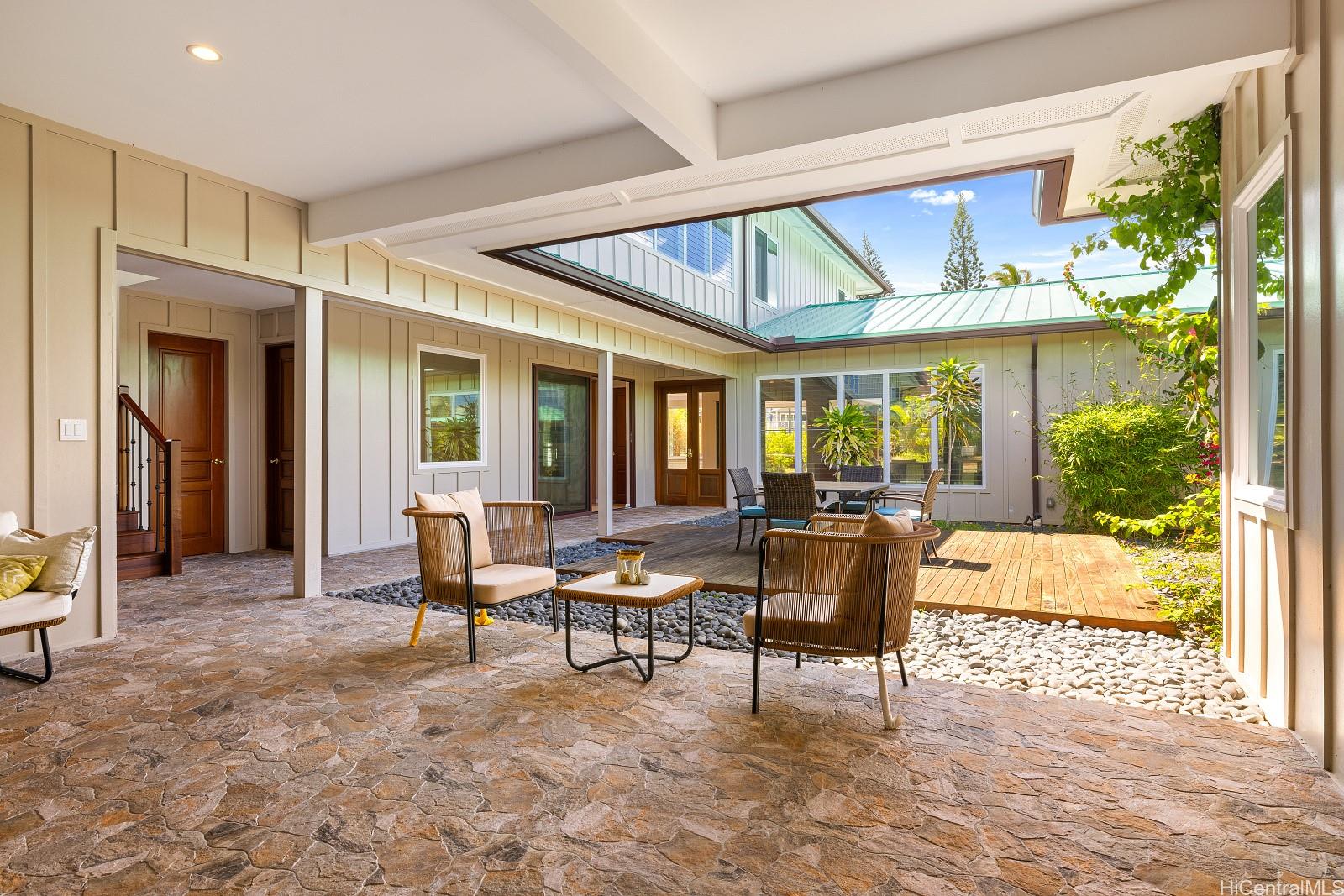 650 Iana Street Kailua, HI 96734 - Photo 2 of 25