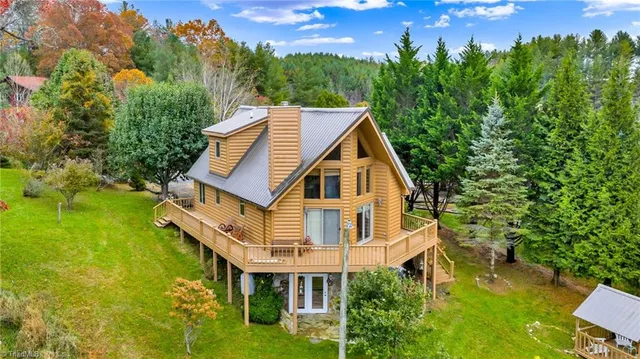 $449,900 | 34 Yuri Lane, Piney Creek, NC 28663