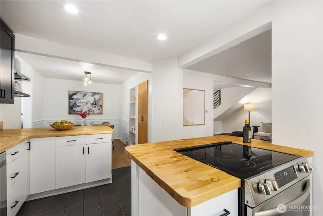 $719,000 | 14035 2nd Avenue Northwest, Seattle, WA 98177