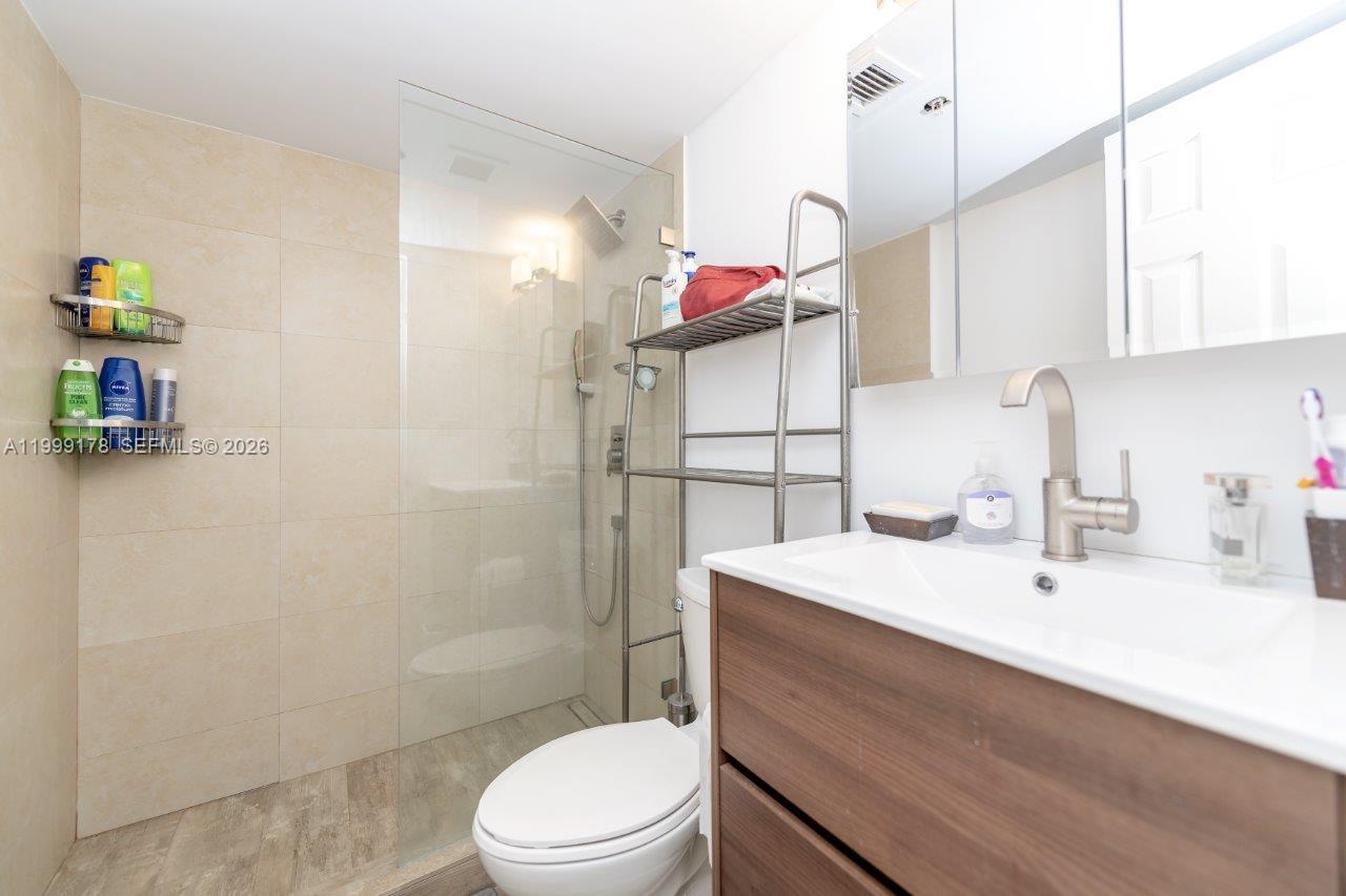 1500 Bay Road, Unit 1134S Miami Beach, FL 33139 - Photo 19 of 44