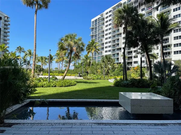 $4,600 | 1500 Bay Road, Unit 1134S, Miami Beach, FL 33139