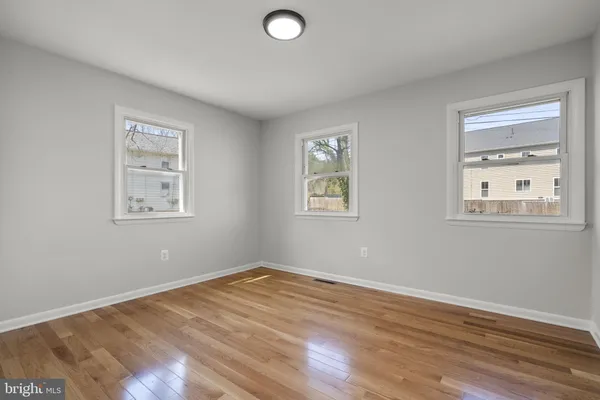 $335,000 | 5759 Paradise Avenue, Elkridge, MD 21075