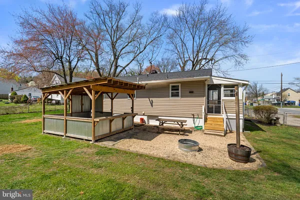 $335,000 | 5759 Paradise Avenue, Elkridge, MD 21075