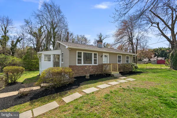 $335,000 | 5759 Paradise Avenue, Elkridge, MD 21075