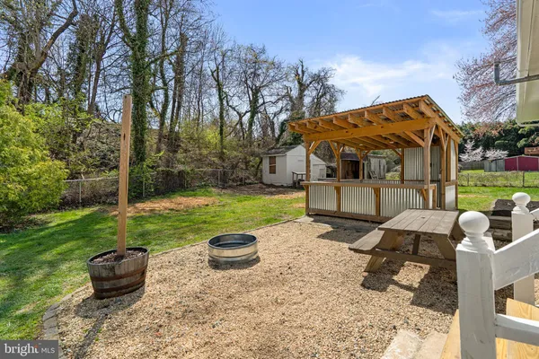 $335,000 | 5759 Paradise Avenue, Elkridge, MD 21075