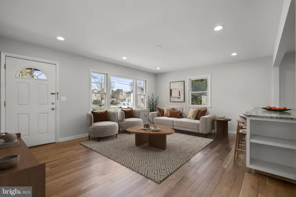 $335,000 | 5759 Paradise Avenue, Elkridge, MD 21075