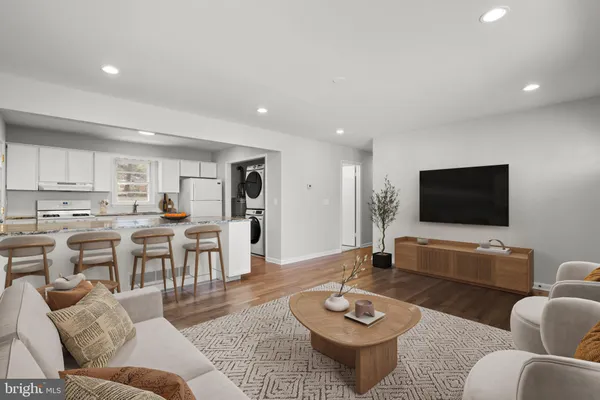 $335,000 | 5759 Paradise Avenue, Elkridge, MD 21075