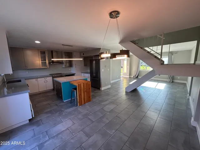 $2,200 | 2927 East Fairmount Avenue, Phoenix, AZ 85016