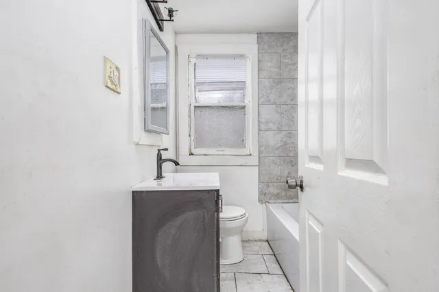 $850 | 17328 Indiana Street, Unit 2, Detroit, MI 48221