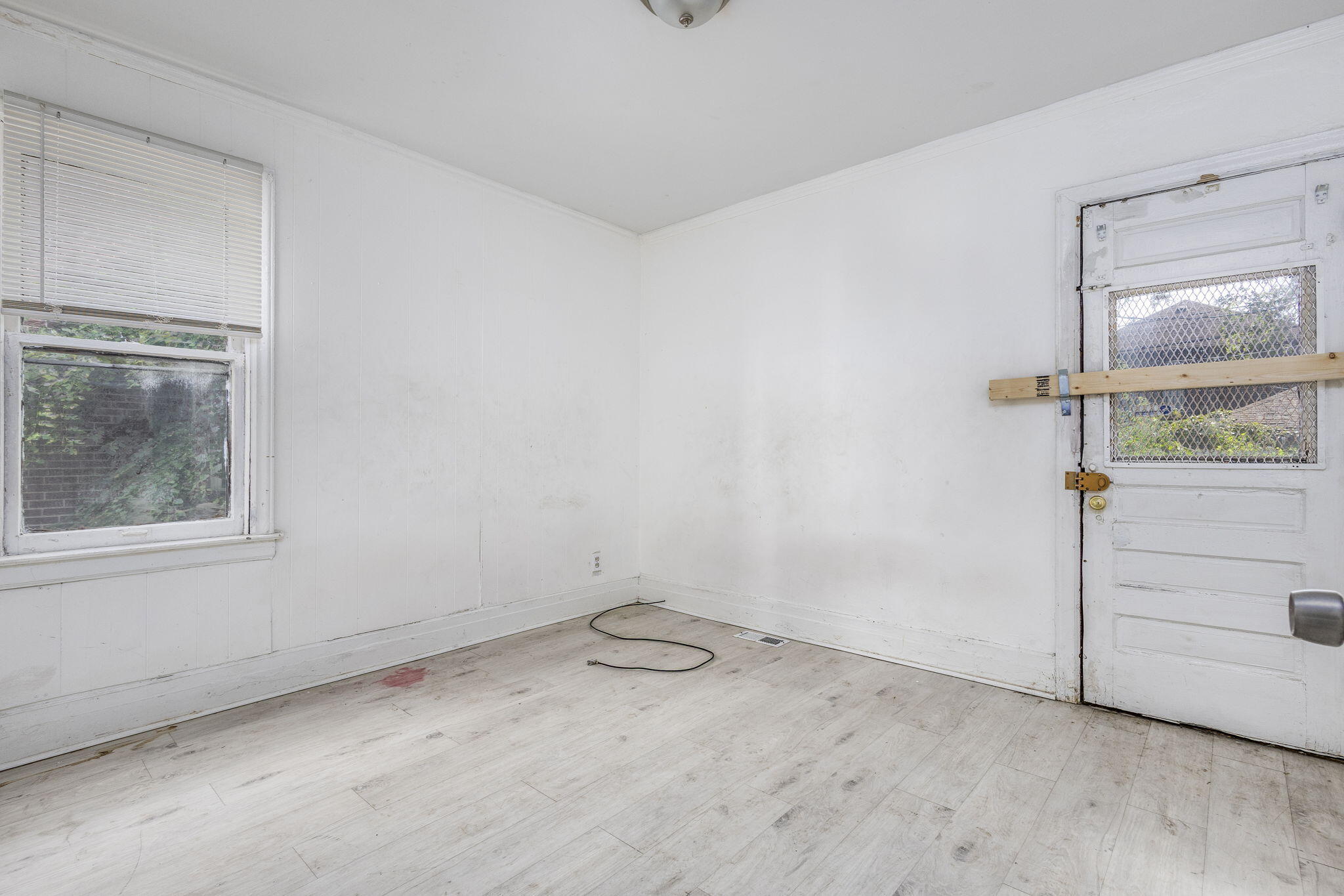 17328 Indiana Street, Unit 2 Detroit, MI 48221 - Photo 16 of 21 16-web-or-mls-Indiana_17328 - Bed One v1