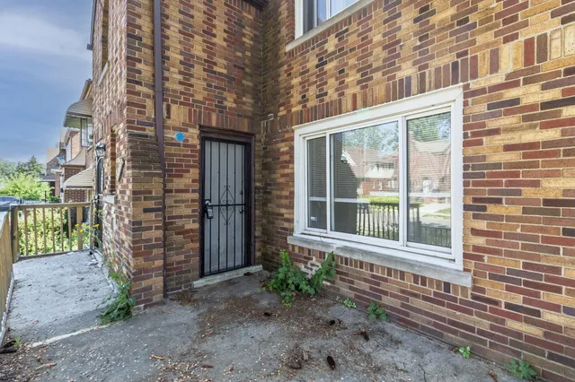 $850 | 17328 Indiana Street, Unit 2, Detroit, MI 48221