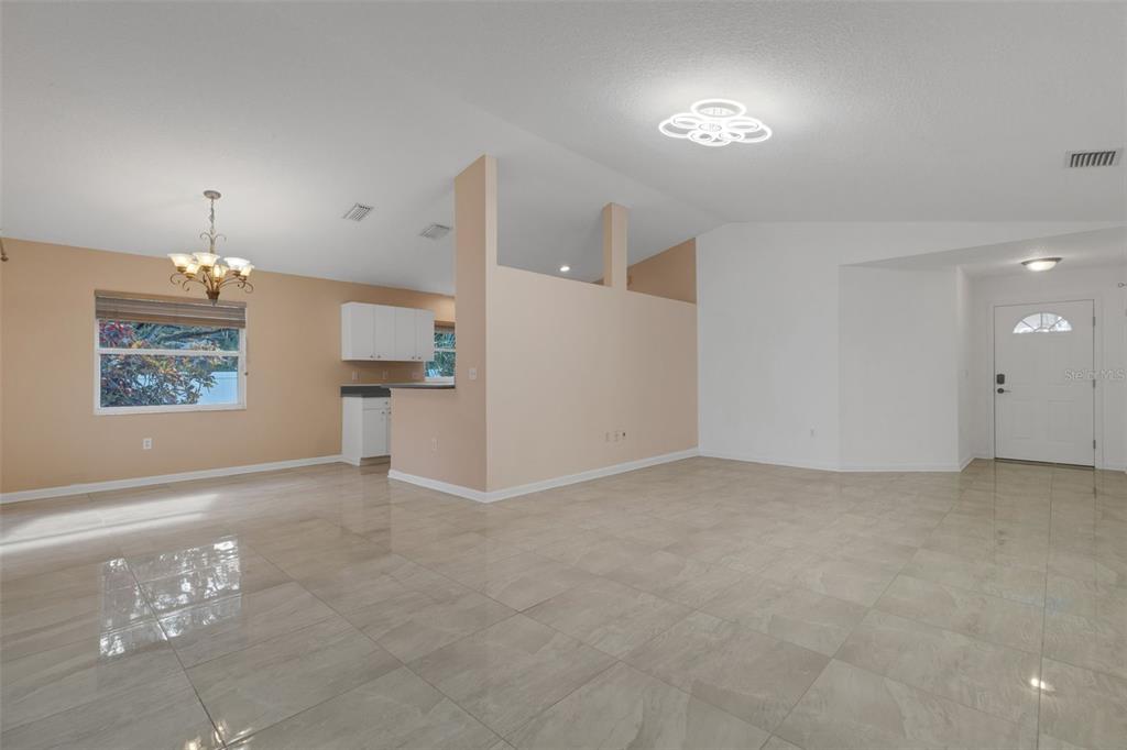 4557 Worcester Road Sarasota, FL 34231 - Photo 7 of 48