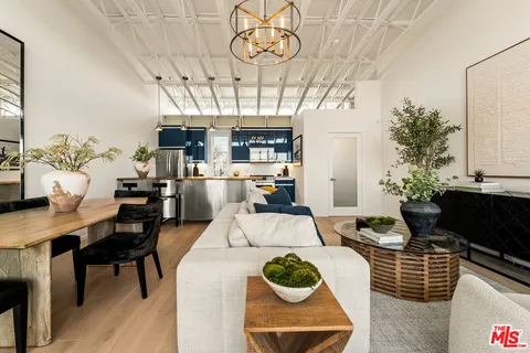 $1,399,000 | 630 Rose Avenue, Unit 5, Venice, CA 90291