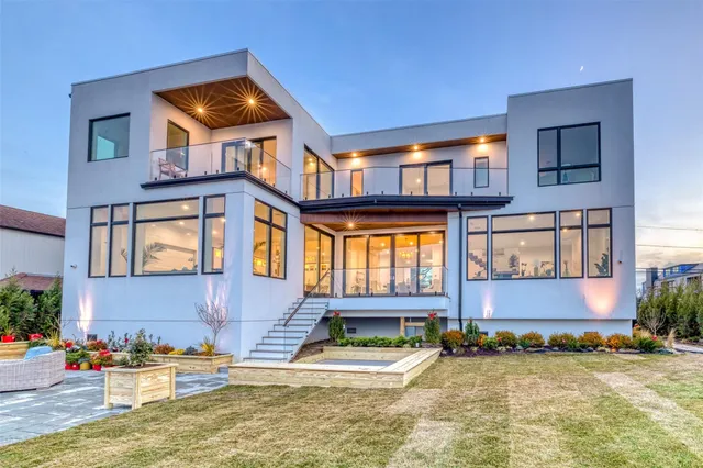 a view of a house with pool
