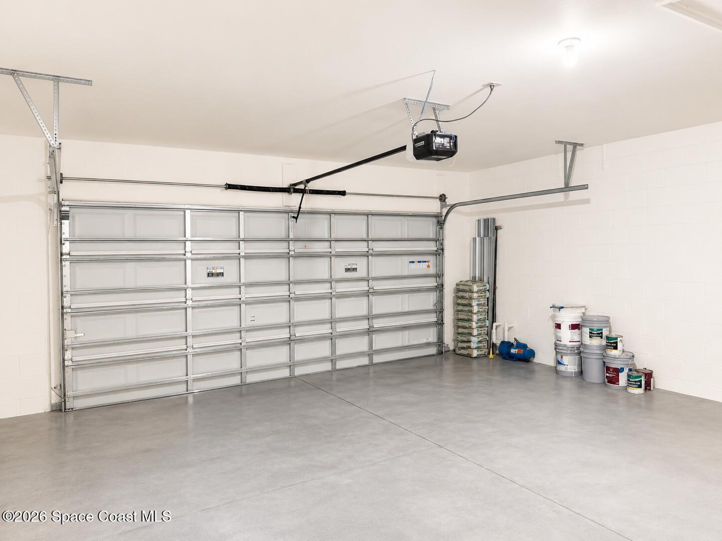 3659 Foggy Mist Road Southeast Palm Bay, FL 32909 - Photo 20 of 22 garage