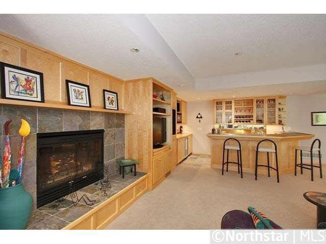 15220 Boulder Pointe Road Eden Prairie, MN 55347 - Photo 14 of 18