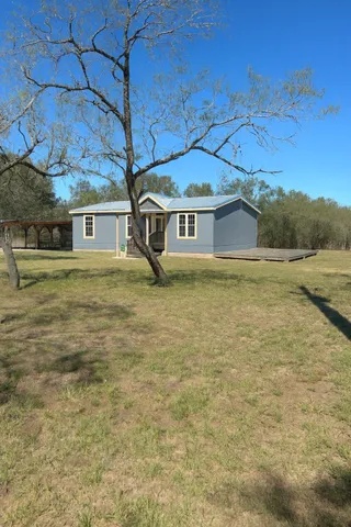 $294,000 | 149 High Meadows Drive, Gonzales, TX 78629