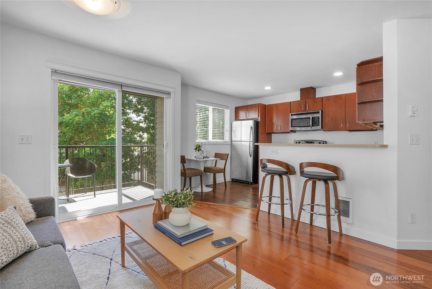 1131 North 93rd Street, Unit 3 Seattle, WA 98103 - Photo 11 of 32