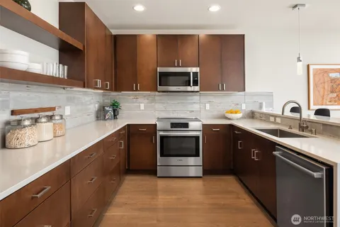 $1,549,880 | 8509 Burke Avenue North, Seattle, WA 98103