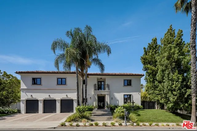 $5,995,000 | 4965 Avenida Oriente, Tarzana, CA 91356