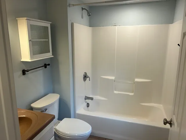 $2,300 | 305 Shears Street, Unit B, Wrentham, MA 02093