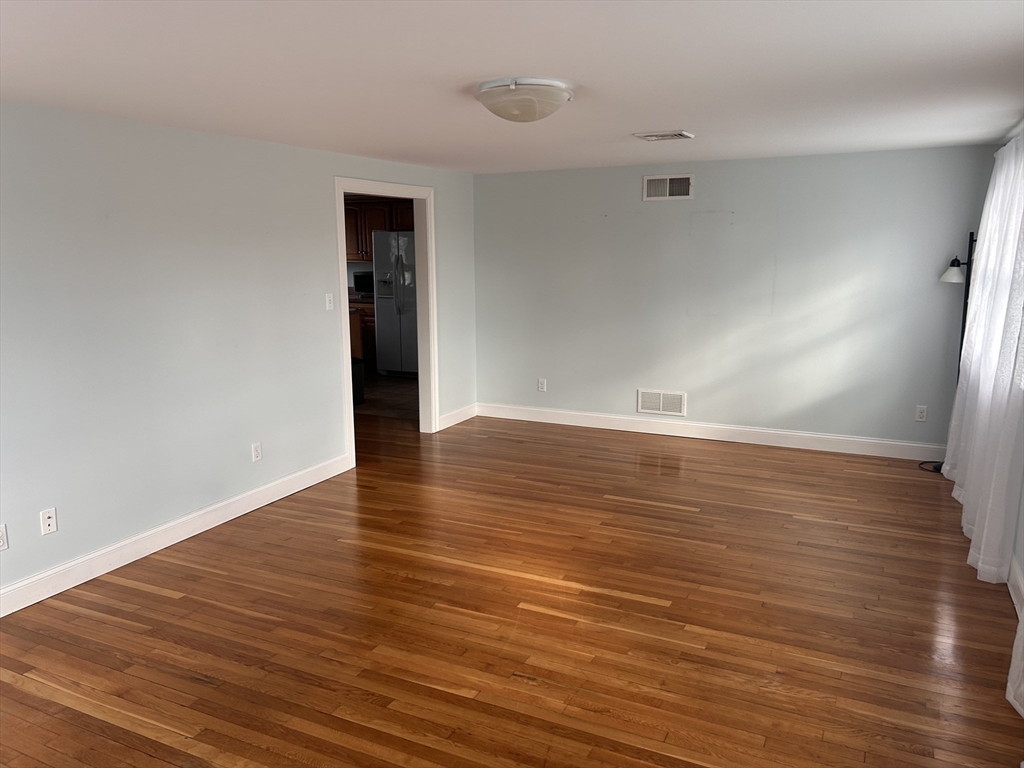 305 Shears Street, Unit B Wrentham, MA 02093 - Photo 5 of 10