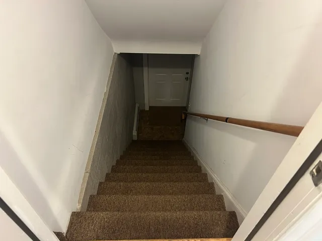 $2,300 | 305 Shears Street, Unit B, Wrentham, MA 02093