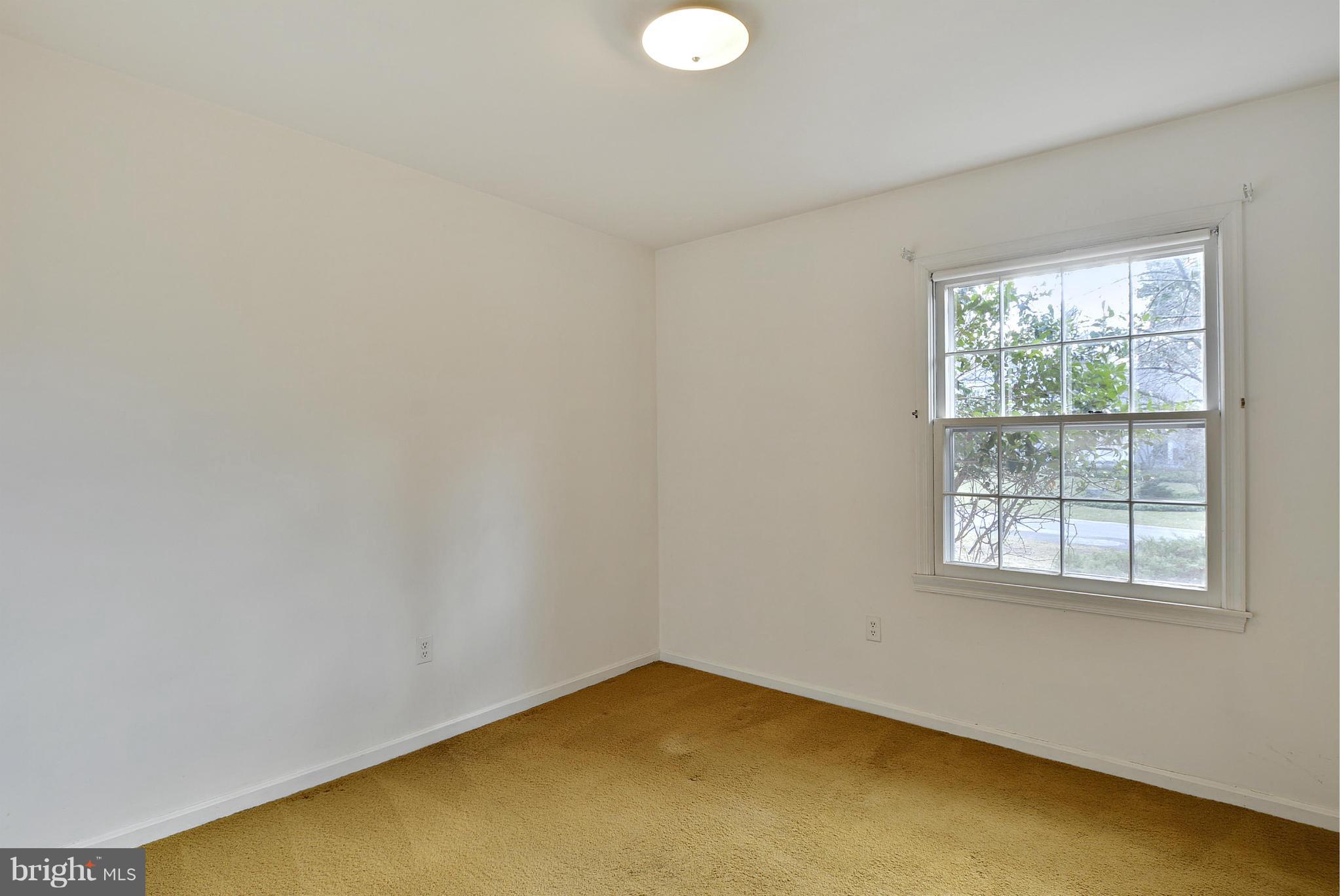 213 Hermleigh Road Silver Spring, MD 20902 - Photo 17 of 30 Bedroom 4