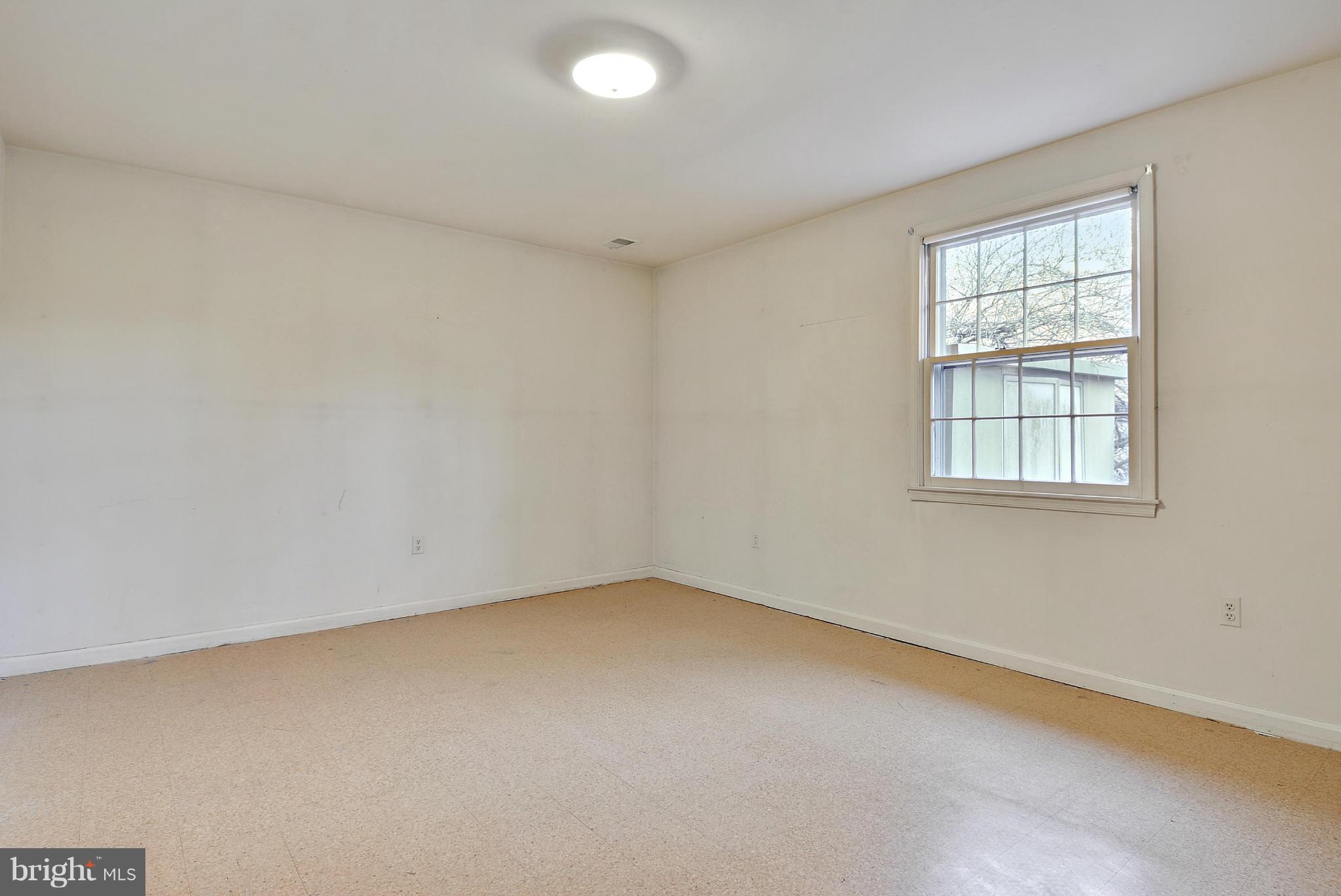 213 Hermleigh Road Silver Spring, MD 20902 - Photo 21 of 30 Bedroom 5 in Lower Level
