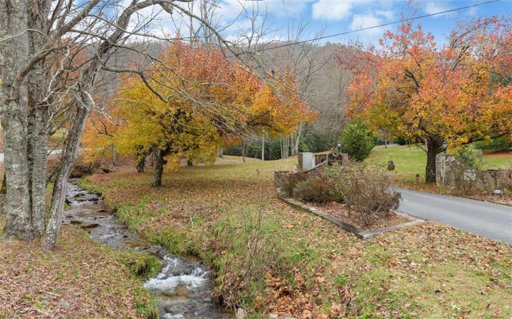 333 Favor Rabun Gap, GA 30568 - Photo 26 of 97