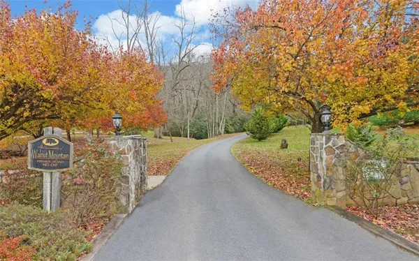 $5,400,000 | 333 Favor, Rabun Gap, GA 30568