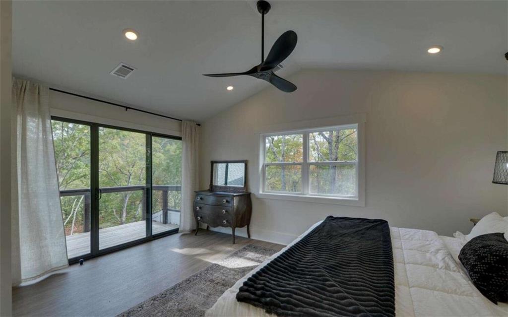 333 Favor Rabun Gap, GA 30568 - Photo 93 of 97 a living room with furniture