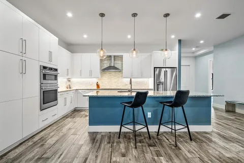 $1,250,000 | 3069 Safflower Circle, West Palm Beach, FL 33401
