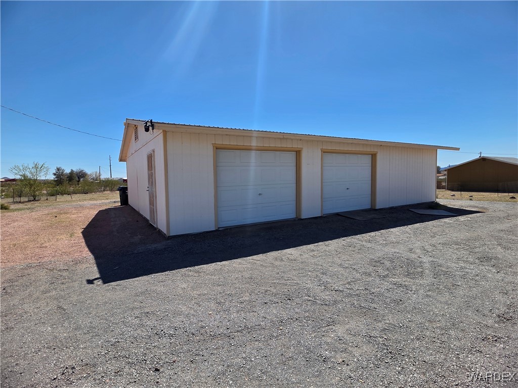 3000 West Carmichael Road Golden Valley, AZ 86413 - Photo 1 of 62 Garage