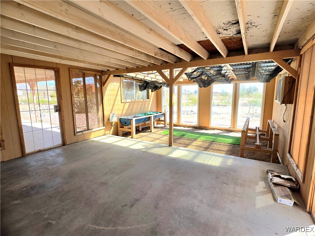 3000 West Carmichael Road Golden Valley, AZ 86413 - Photo 40 of 62 Sun Room