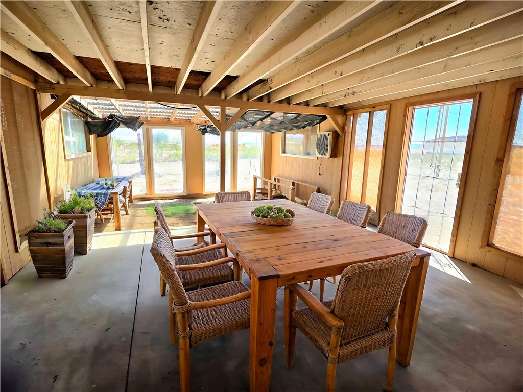 3000 West Carmichael Road Golden Valley, AZ 86413 - Photo 41 of 62 Sun Room