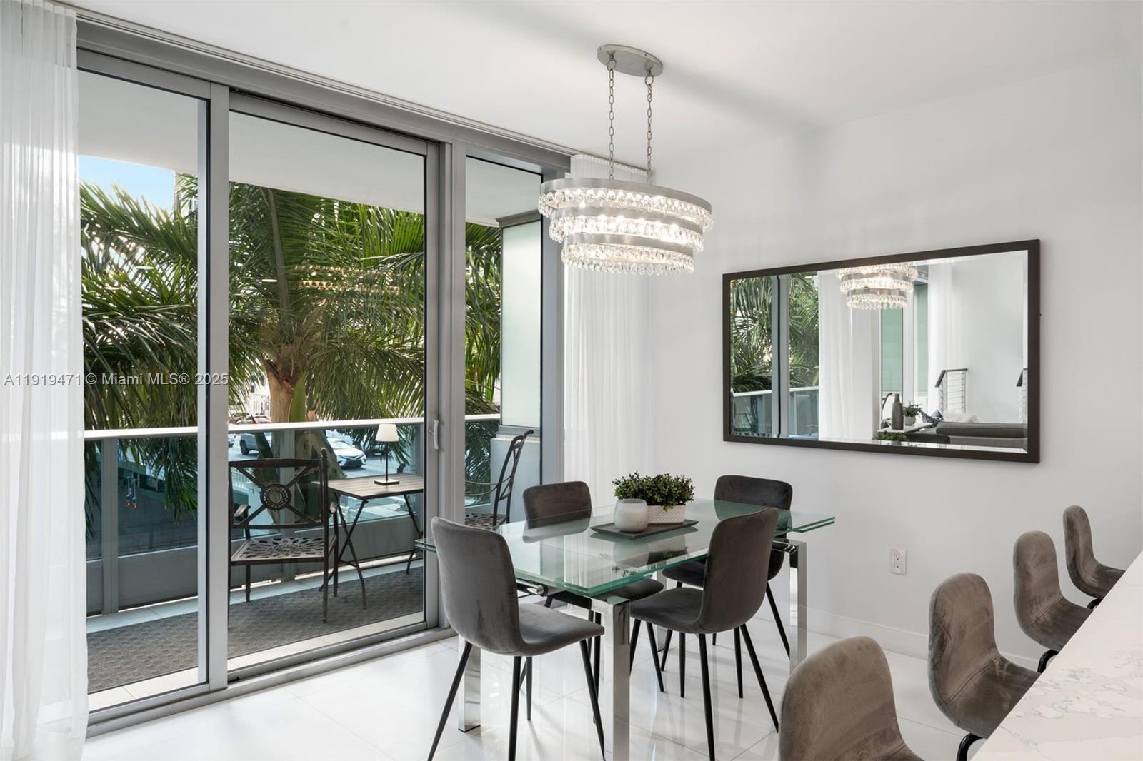 200 Biscayne Blvd Way, Unit 303 Miami, FL 33131 - Photo 4 of 24