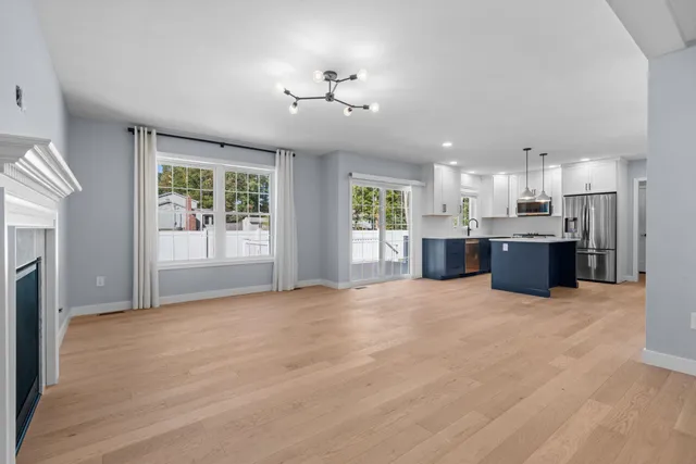 $889,900 | 3 Paddington Place, Nashua, NH 03064