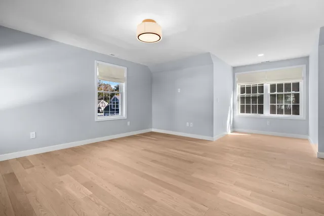 $889,900 | 3 Paddington Place, Nashua, NH 03064