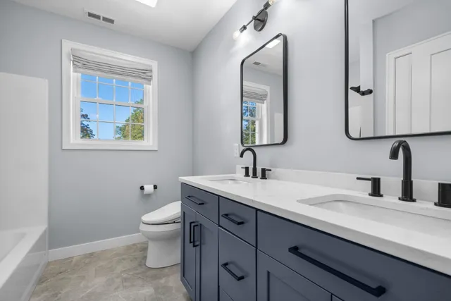 $889,900 | 3 Paddington Place, Nashua, NH 03064