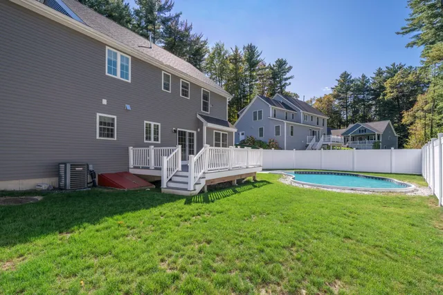 $889,900 | 3 Paddington Place, Nashua, NH 03064