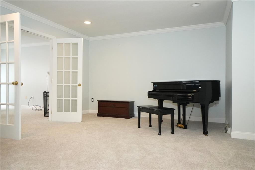 728 Mercer Street Pittsburgh, PA 15219 - Photo 11 of 27 a view of a workspace with furniture