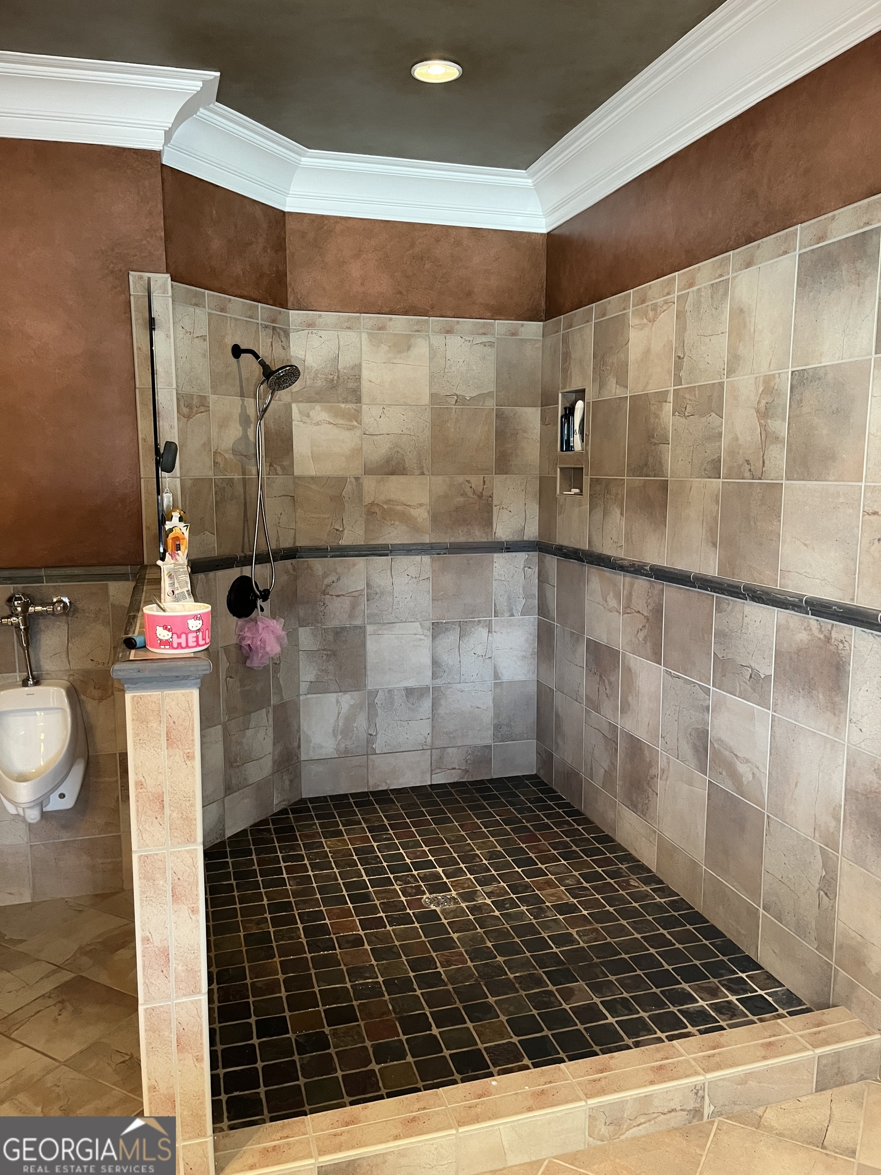 87 Ridgeview Lane Ringgold, GA 30736 - Photo 18 of 32 a bathroom with a shower