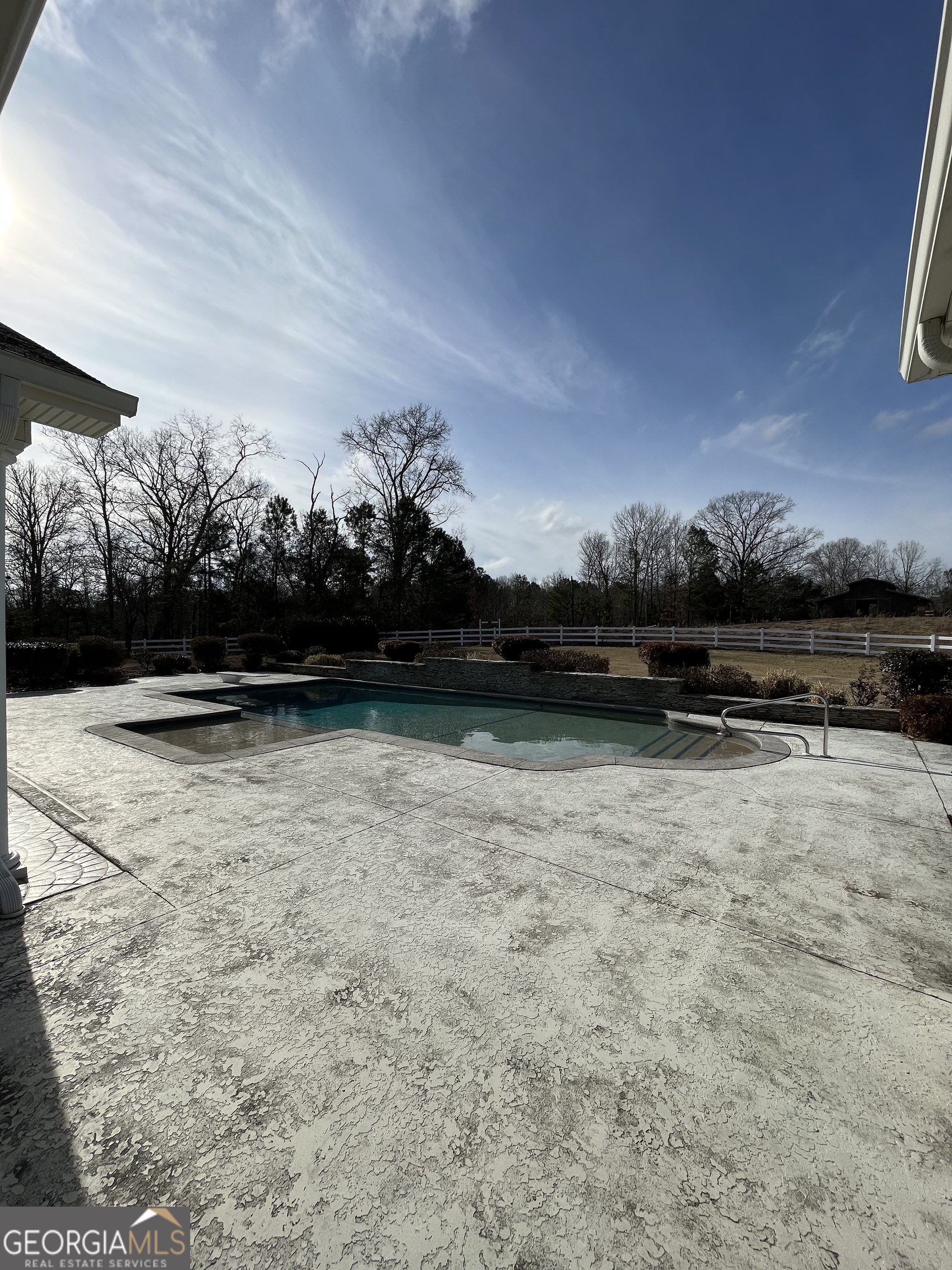 87 Ridgeview Lane Ringgold, GA 30736 - Photo 7 of 32 a view of outdoor space with lots of green space