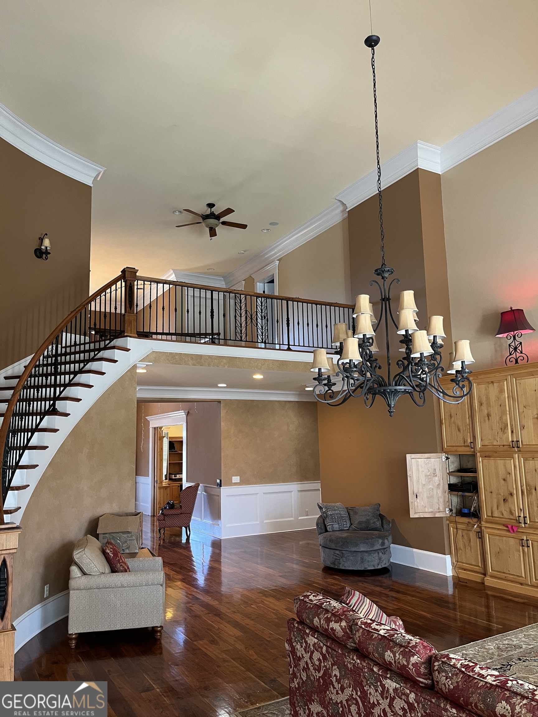 87 Ridgeview Lane Ringgold, GA 30736 - Photo 10 of 32 a very nice looking room with a large window