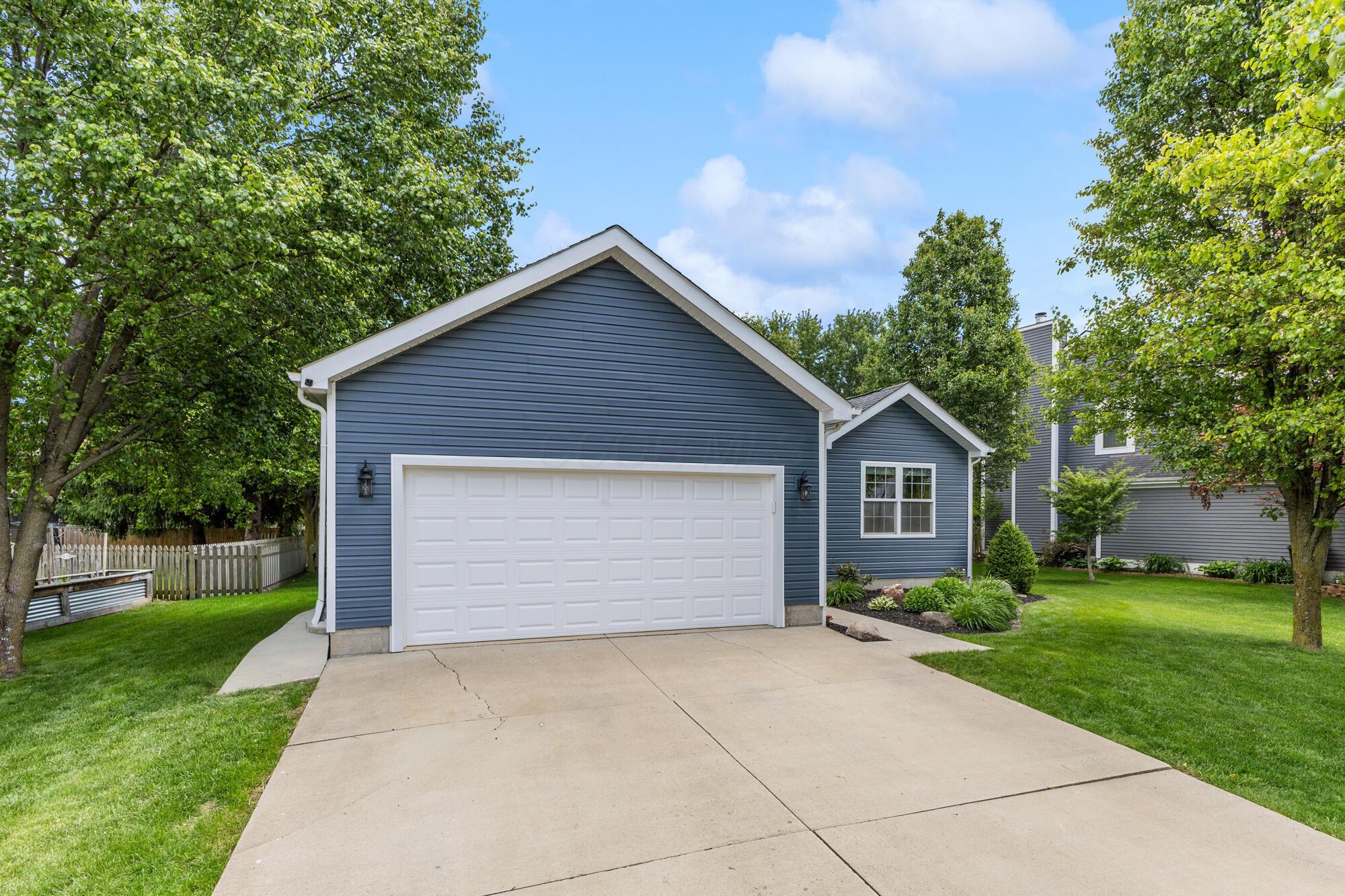 736 Prairie Road Galloway, OH 43119 - Photo 2 of 55