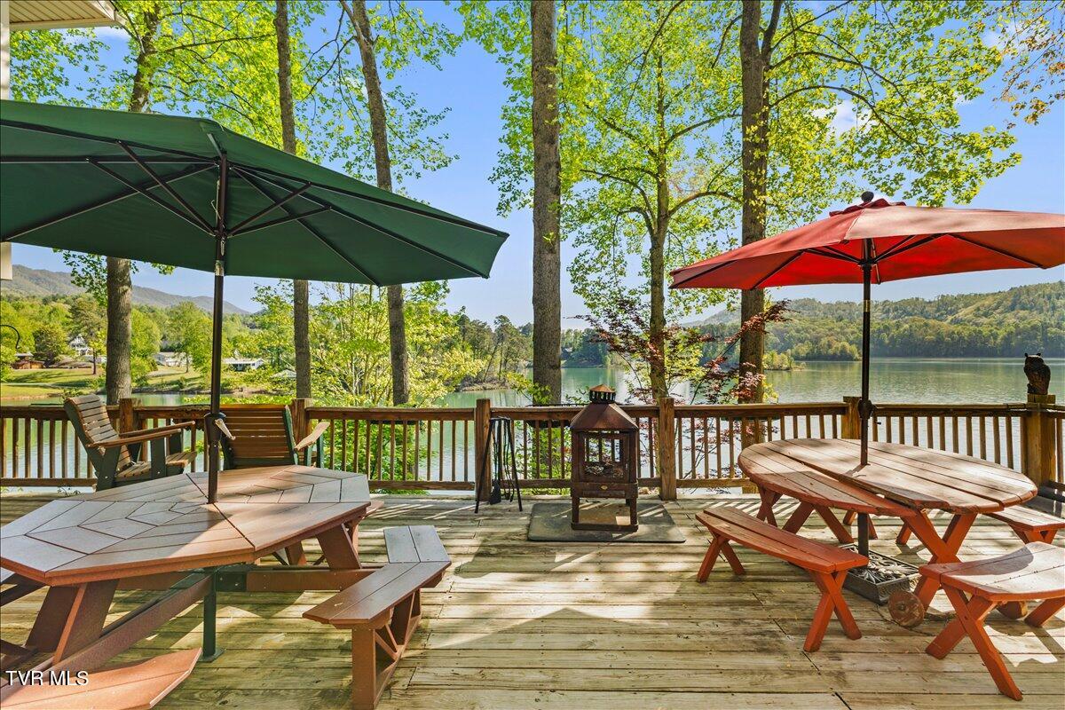 143 Lakeside Drive Butler, TN 37640 - Photo 13 of 70 12-128A4967