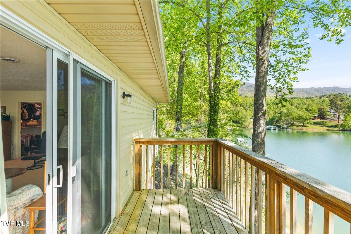 143 Lakeside Drive Butler, TN 37640 - Photo 20 of 70 43-128A5070